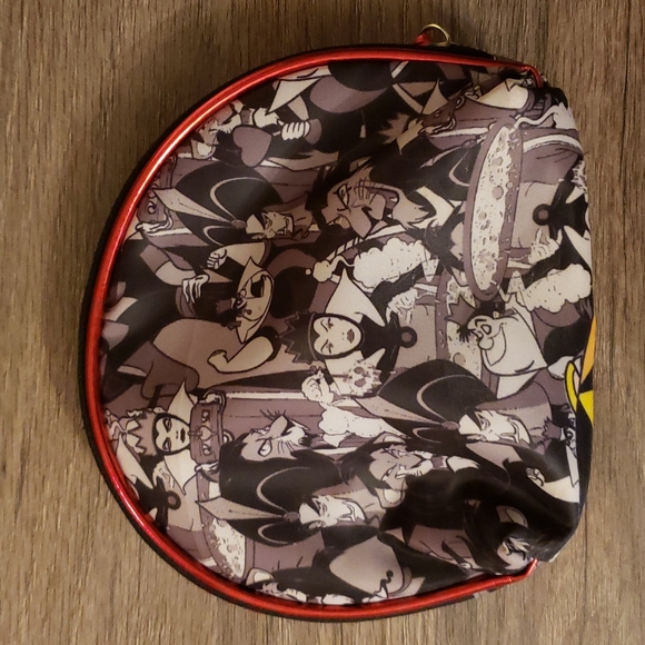 Disney Villans Makeup Bag - Picture 2 of 4